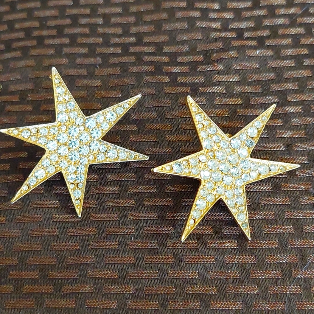 Clip On Star Earrings With Crystal Accents.